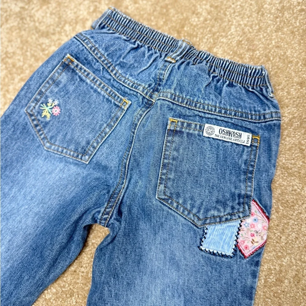 Vintage 2000’s OshKosh B'gosh Girls SZ 5 Denim Jeans – Floral Patch, Embroidered